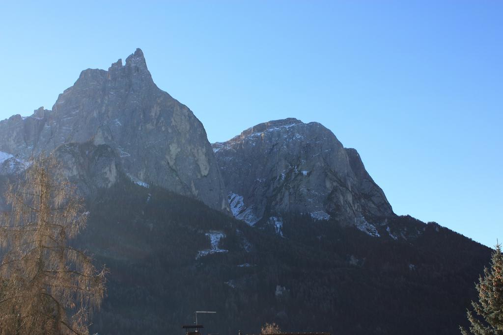 Villa Anna Siusi Szoba fotó